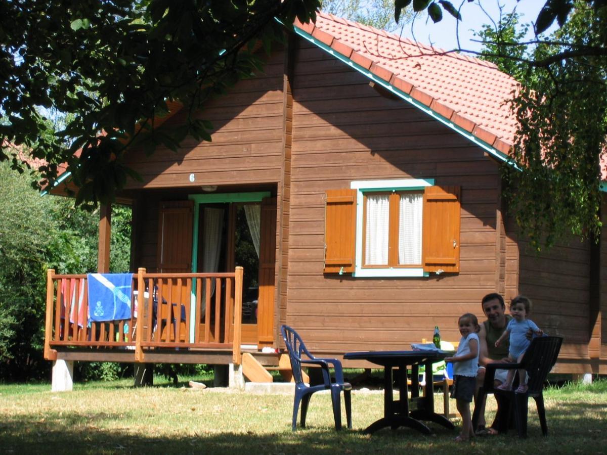 Camping Municipal De La Lande Nexon Εξωτερικό φωτογραφία